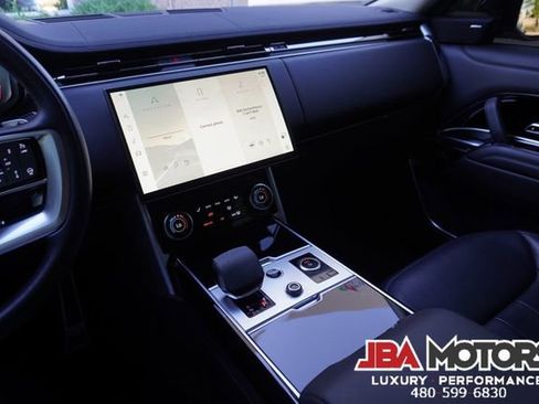 Used 2023 Land Rover Range Rover Long Wheelbase SE image 20