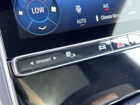 New 2025 Mercedes-Benz CLE 300 4MATIC Coupe image 32