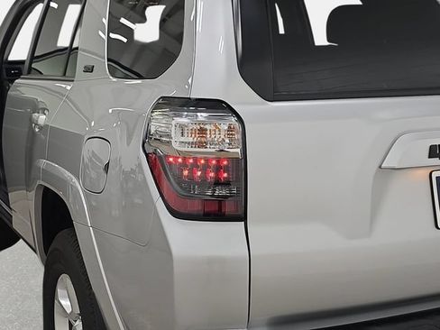 Certified 2024 Toyota 4Runner SR5 Premium w/ Moonroof Package AWD/4WD image 31