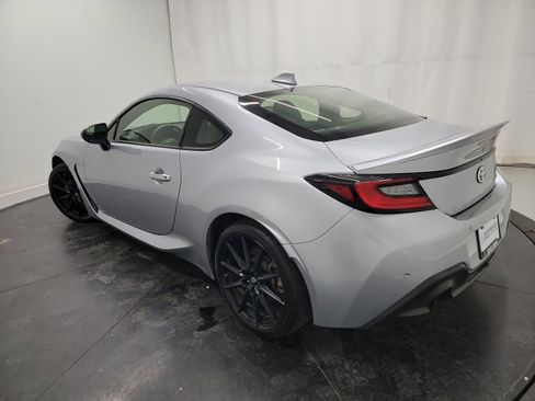 Used 2022 Toyota GR86 Premium image 6