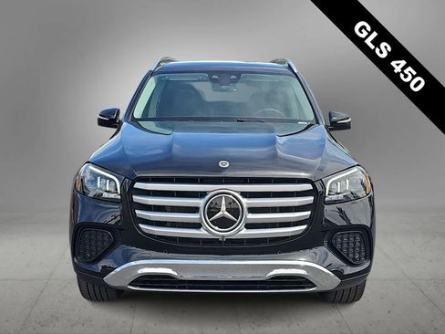 Used 2024 Mercedes-Benz GLS 450 4MATIC image 3