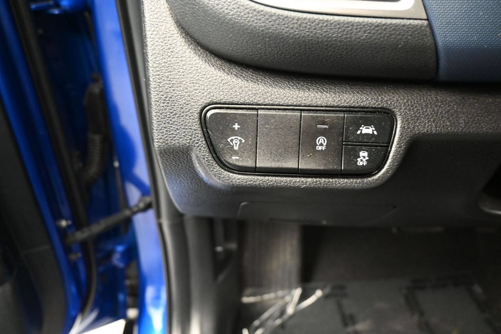Used 2023 Kia Seltos Nightfall Edition AWD/4WD image 17