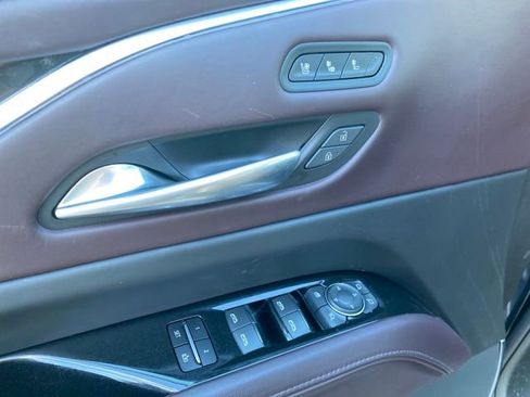 Certified 2022 Cadillac Escalade Premium Luxury Platinum image 18