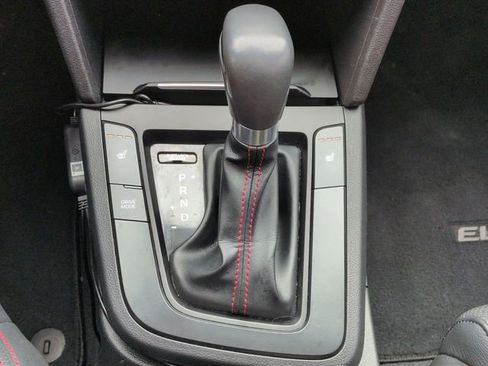 Used 2018 Hyundai Elantra Sport image 17