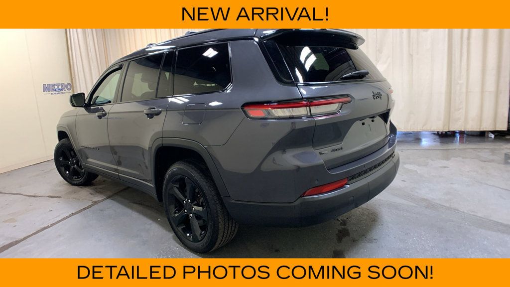 Used 2021 Jeep Grand Cherokee L Laredo AWD/4WD image 5
