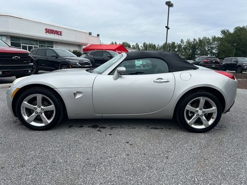 Used 2007 Pontiac Solstice GXP w/ Premium Package image 3