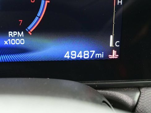 Used 2025 Chevrolet TrailBlazer LT AWD/4WD image 38
