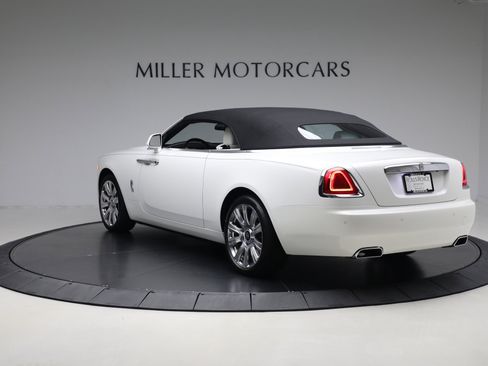 Certified 2018 Rolls-Royce Dawn image 19