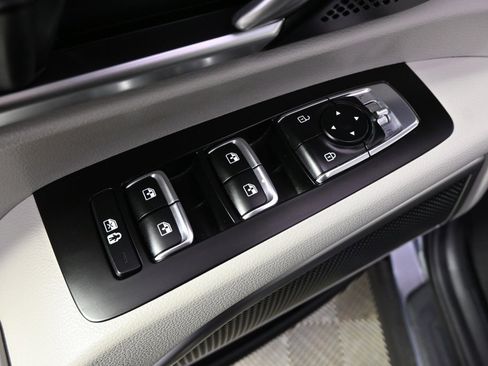 Used 2022 Kia Telluride S image 24