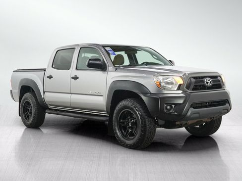 Used 2015 Toyota Tacoma PreRunner w/ Convenience Package RWD image 7
