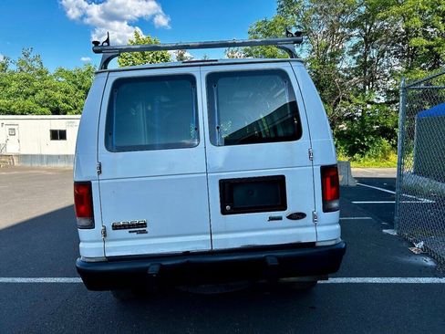 Used 2014 Ford E-250 and Econoline 250 w/ Power Group RWD image 4