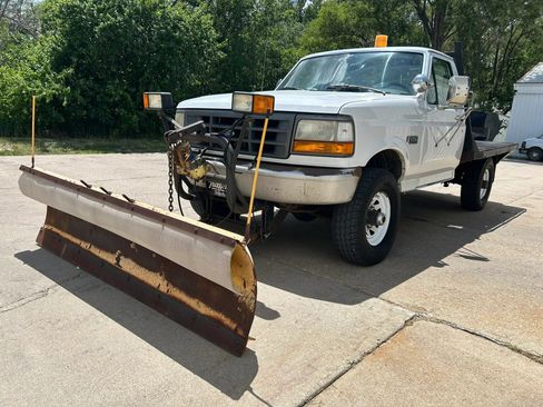 Used 1996 Ford F250 4x4 Regular Cab image 4