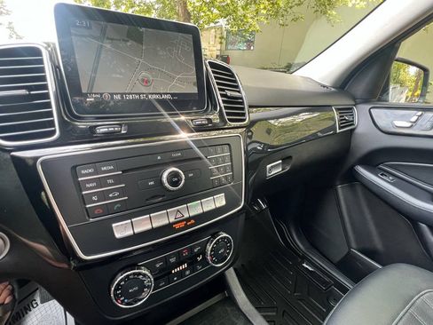 Used 2016 Mercedes-Benz GLE 300d 4MATIC image 30