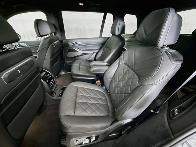 New 2027 BMW X7 xDrive40i w/ M Sport Package AWD/4WD image 26