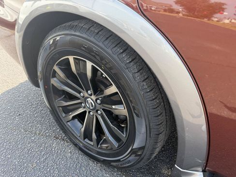 Used 2018 Nissan Armada Platinum w/ Captain Seat Package RWD image 8