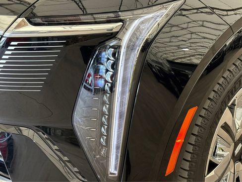 New 2025 Cadillac Escalade IQ Luxury 2 w/ LPO, Radiant Package image 14