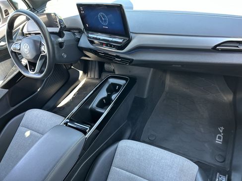 Used 2023 Volkswagen ID.4 Pro RWD image 10