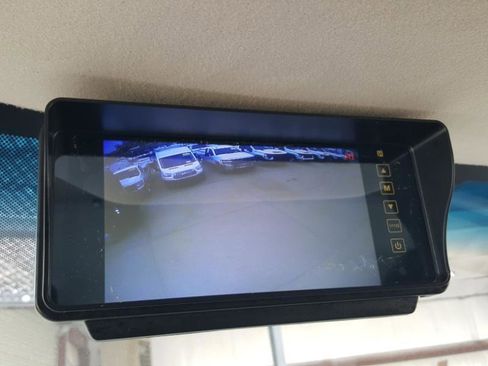 Used 2019 Chevrolet Express 3500 image 16