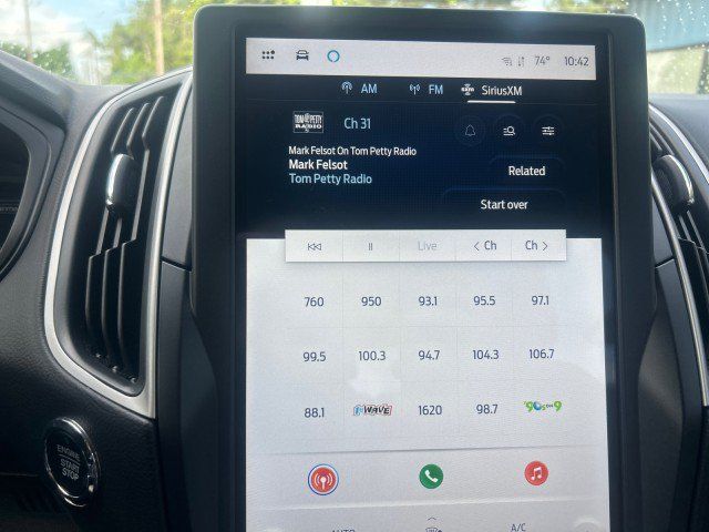 Used 2023 Ford Edge SEL AWD/4WD image 17