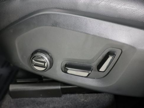 Used 2024 Volvo XC60 T8 Core image 49