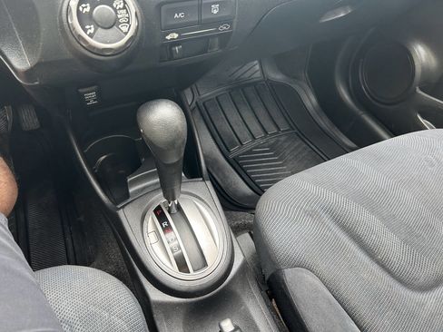 Used 2010 Honda Fit Sport image 25