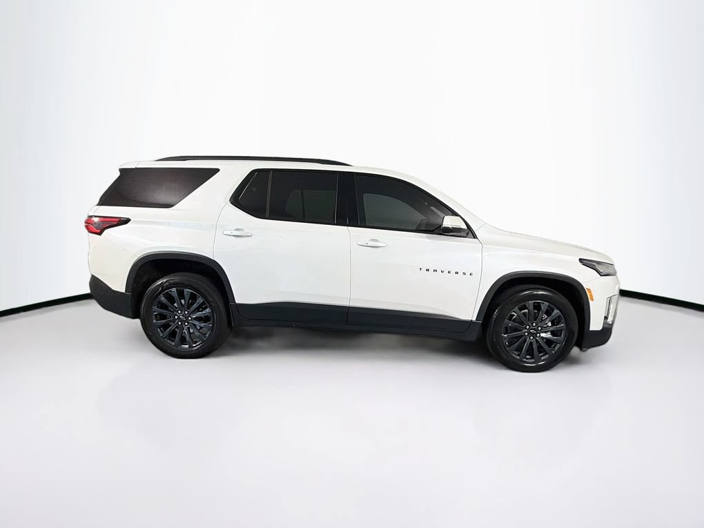 Used 2023 Chevrolet Traverse RS AWD/4WD image 11