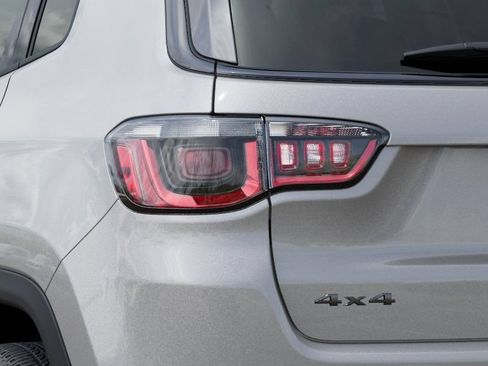 New 2026 Jeep Compass Latitude AWD/4WD image 9