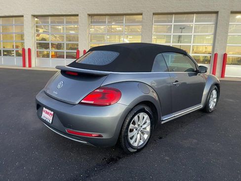 Used 2019 Volkswagen Beetle 2.0T S image 24