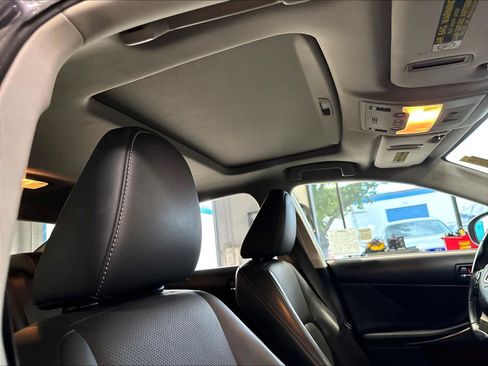Used 2015 Lexus IS 250 w/ Navigation System Package RWD image 23