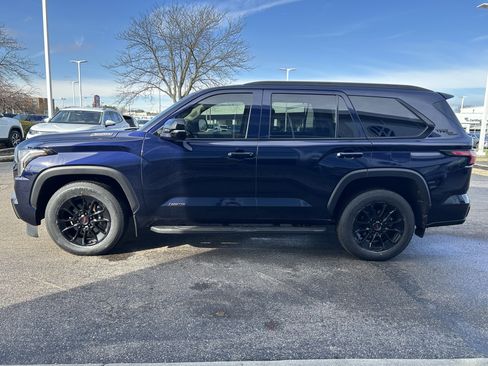 Used 2024 Toyota Sequoia Limited image 4