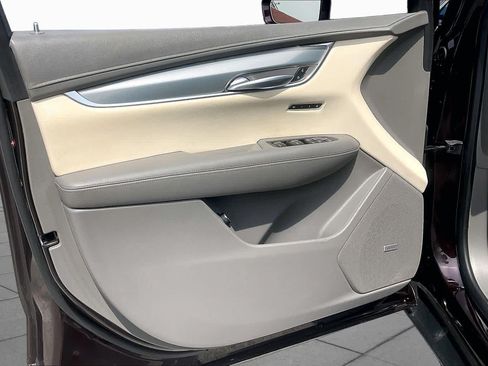 Used 2020 Cadillac XT5 Premium Luxury FWD image 22