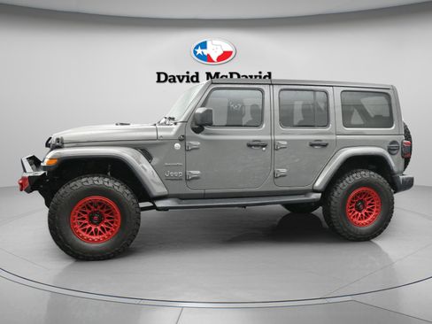 Used 2020 Jeep Wrangler Unlimited Sahara AWD/4WD image 5