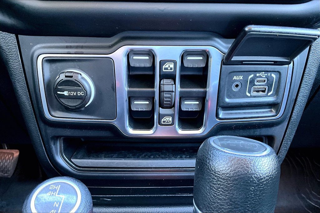 Used 2021 Jeep Gladiator Sport AWD/4WD image 33