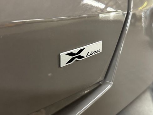 Used 2025 Kia Sorento SX AWD/4WD image 8