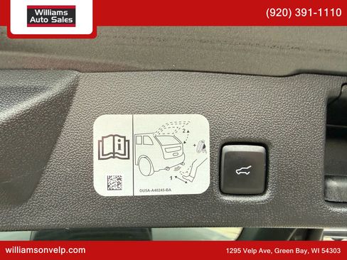 Used 2020 Ford Escape Titanium w/ Titanium Premium Package 2.0 image 27