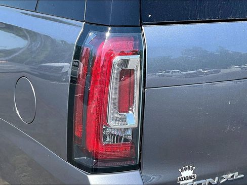 Used 2020 GMC Yukon XL Denali w/ Open Road Package AWD/4WD image 23