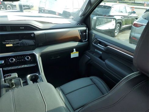 New 2026 GMC Sierra 1500 Denali w/ Technology Package image 18
