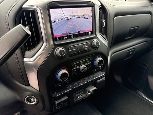 Used 2023 Chevrolet Silverado 3500 LTZ w/ Gooseneck/5TH Wheel Package AWD/4WD image 19