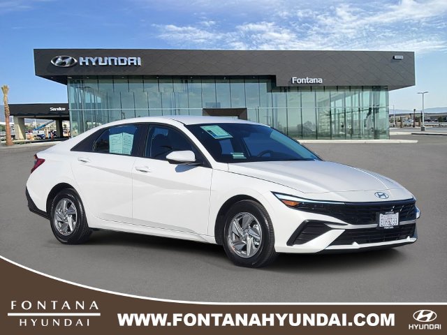 Used 2026 Hyundai Elantra SE FWD image 1