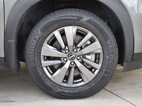 Used 2023 Nissan Pathfinder SV FWD image 33