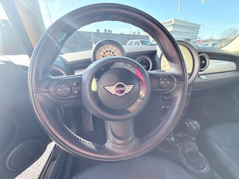 Used 2011 MINI Cooper Hardtop image 14