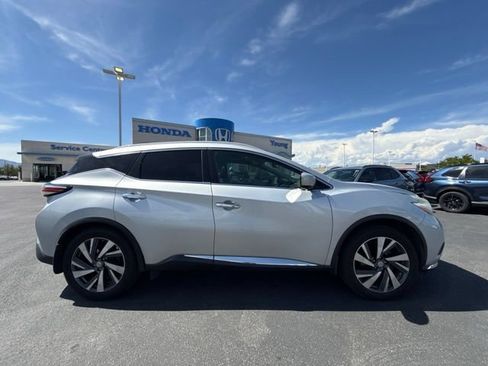 Used 2015 Nissan Murano Platinum w/ Platinum Technology Package AWD/4WD image 3
