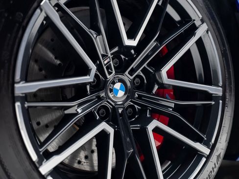 Used 2025 BMW M5 image 22