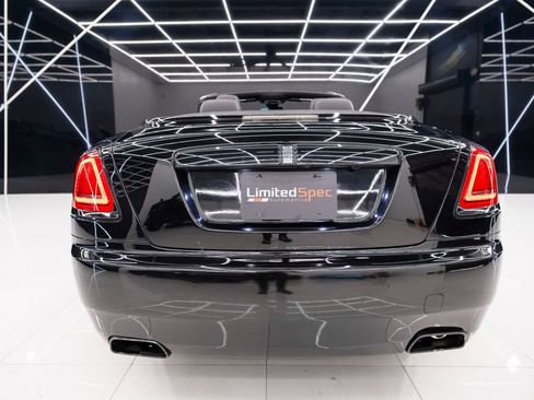 Used 2016 Rolls-Royce Dawn image 20