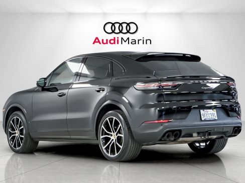 Used 2023 Porsche Cayenne S image 3