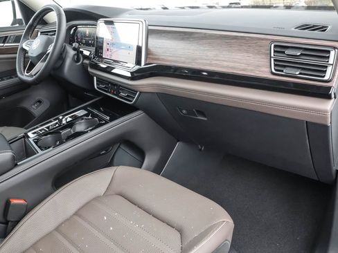 New 2026 Volkswagen Atlas SEL image 45