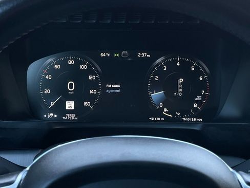 Used 2021 Volvo XC90 T5 Momentum w/ Protection Package Premier image 16