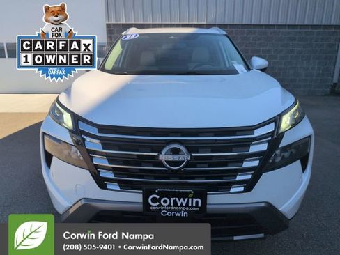 Used 2025 Nissan Rogue SL w/ SL Premium Package AWD/4WD image 8