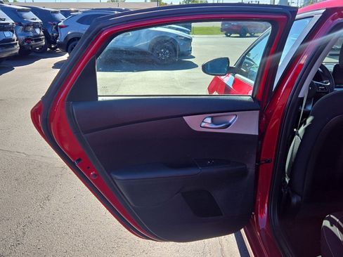 Used 2023 Kia Forte LXS FWD image 13