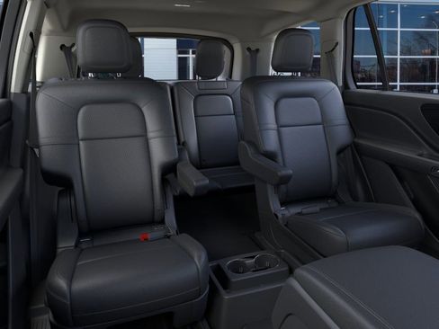 New 2025 Lincoln Aviator Premiere image 11